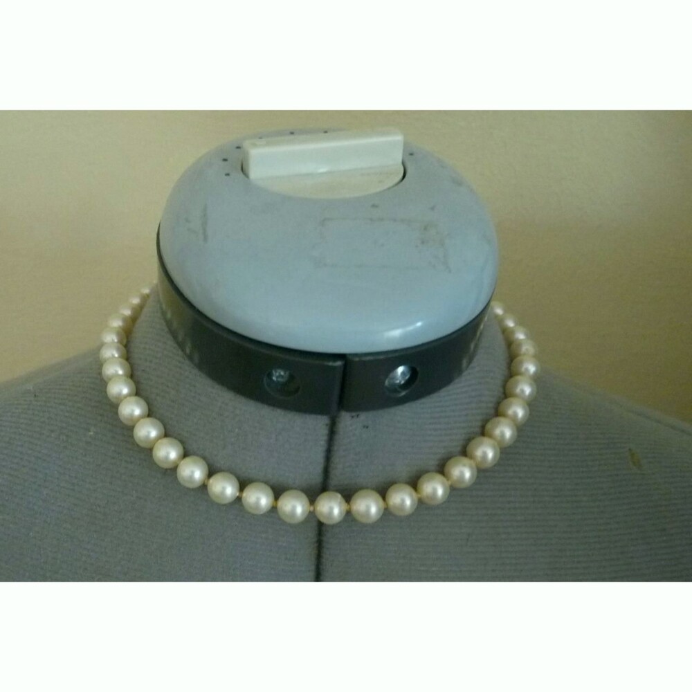 Vintage Classic Trifari artificial pearl knotted 16" choker push clasp